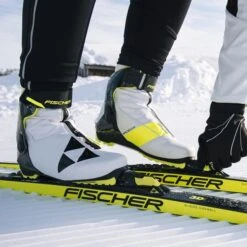 FISCHER CARBONLITE SKATE WS 23 -SnowPro Ski Deals Store 9 76302 carbonlite skate ws s11520 03